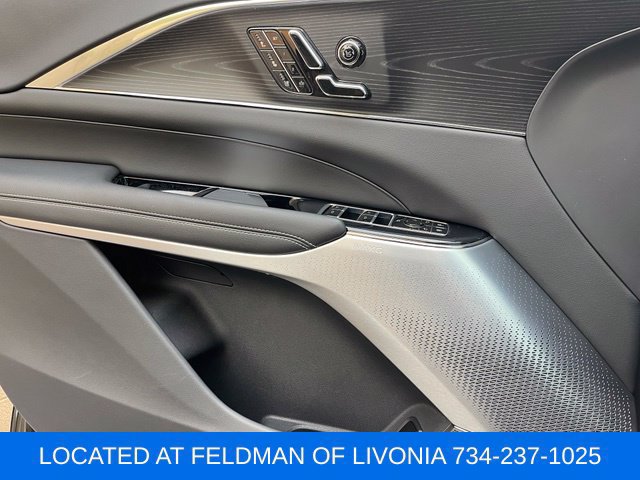Used 2024 Cadillac Lyriq Sport w/ LPO, Floor Liner Package AWD/4WD image 20