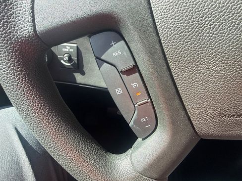 Used 2025 Chevrolet Express 2500 w/ Driver Convenience Package RWD image 19