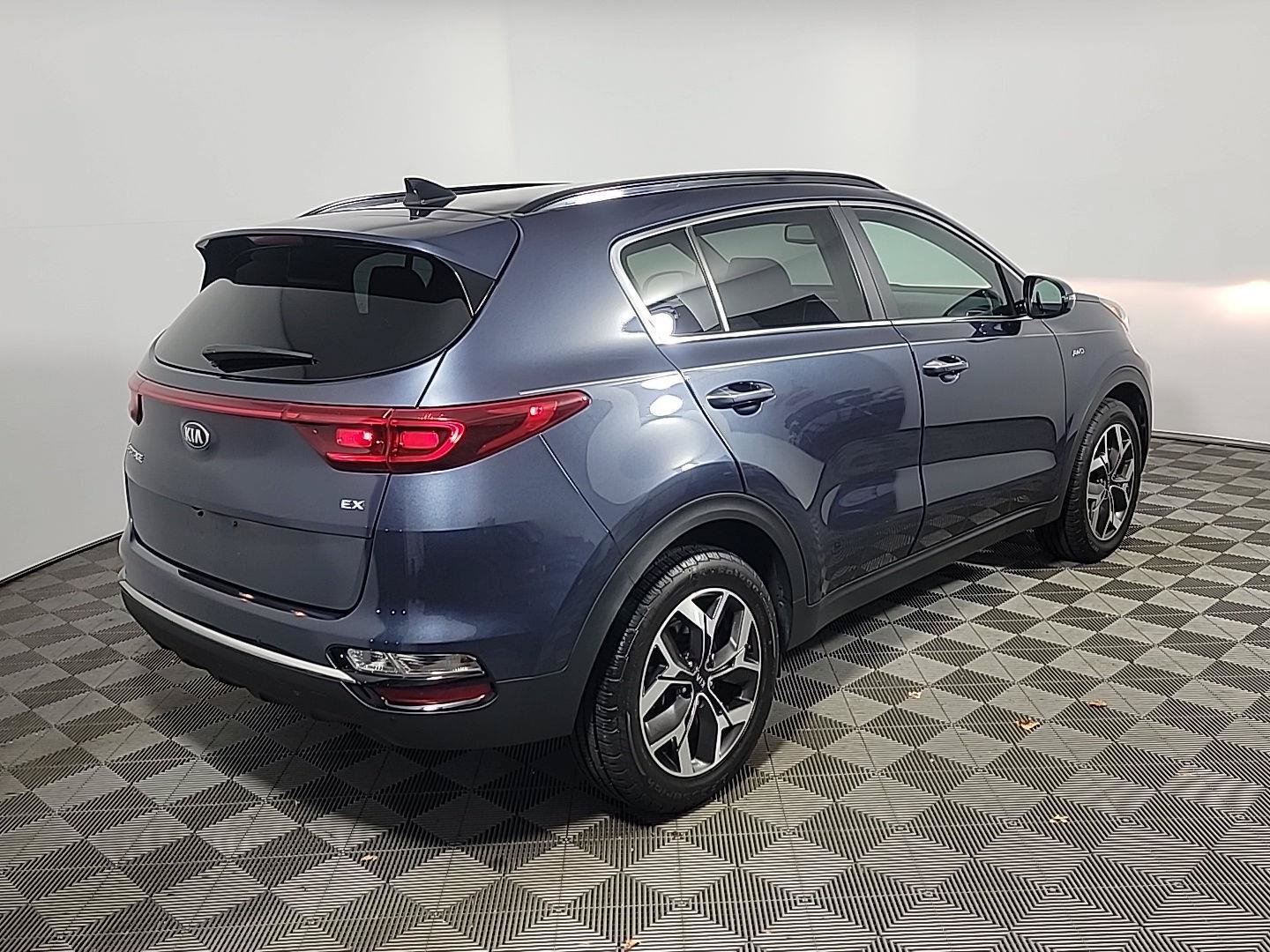 Used 2020 Kia Sportage EX w/ Option Group 15 AWD/4WD image 4
