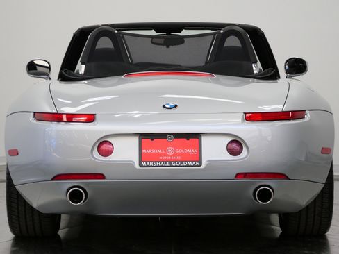 Used 2002 BMW Z8 RWD image 8
