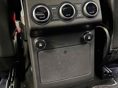 Used 2020 Land Rover Discovery HSE Luxury AWD/4WD image 35