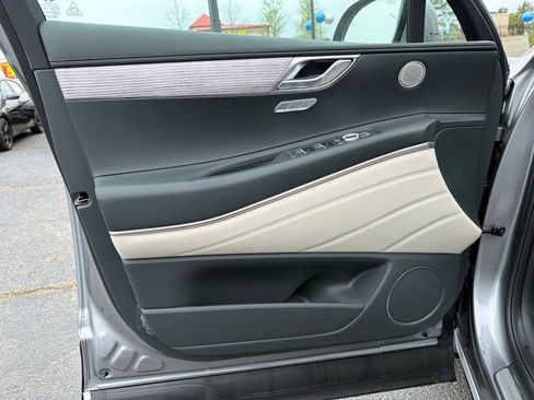 New 2026 Genesis GV80 2.5T Select image 10