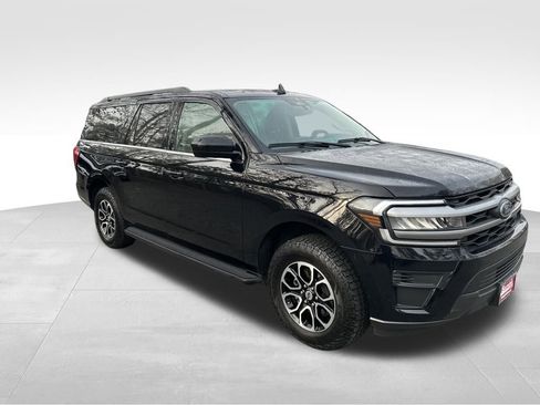 Used 2024 Ford Expedition Max XLT image 8