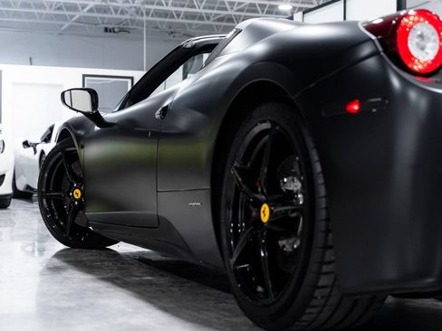 Used 2012 Ferrari 458 Spider RWD image 21