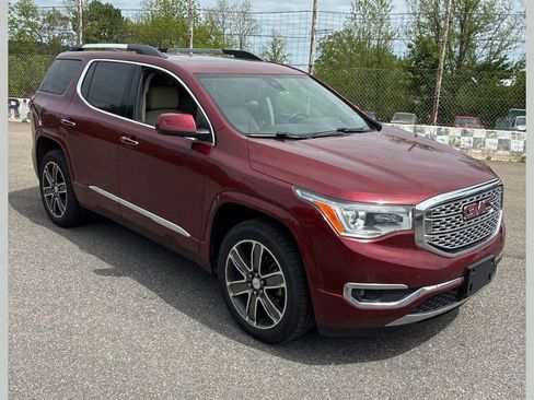 Used 2017 GMC Acadia Denali AWD/4WD image 1