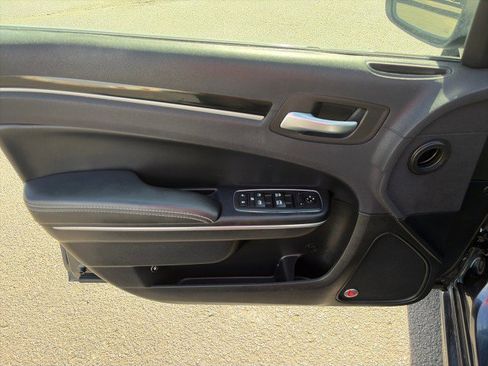 Used 2017 Chrysler 300 S w/ 300S Premium Group image 12