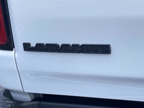 Used 2021 RAM 1500 Laramie AWD/4WD image 5