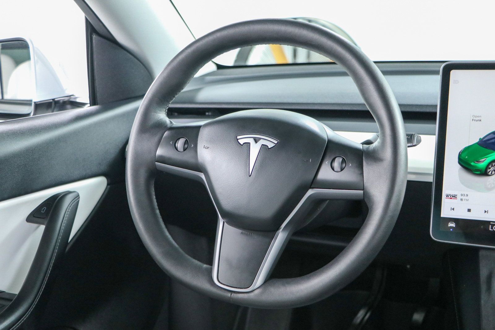 Used 2022 Tesla Model Y Long Range AWD/4WD image 12