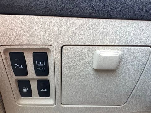 Used 2010 Lexus ES 350 image 25