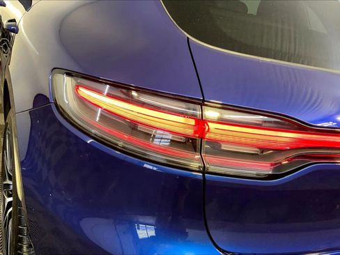 Used 2023 Porsche Macan image 30