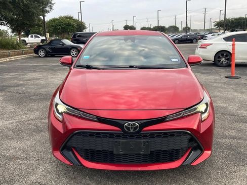 Used 2022 Toyota Corolla SE FWD image 2