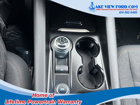 Used 2025 Ford Explorer Active AWD/4WD image 29