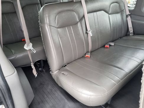 Used 2023 Chevrolet Express 3500 LS RWD image 19