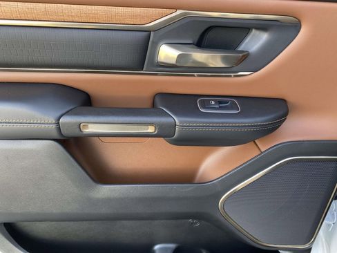 Used 2023 RAM 1500 Limited image 15