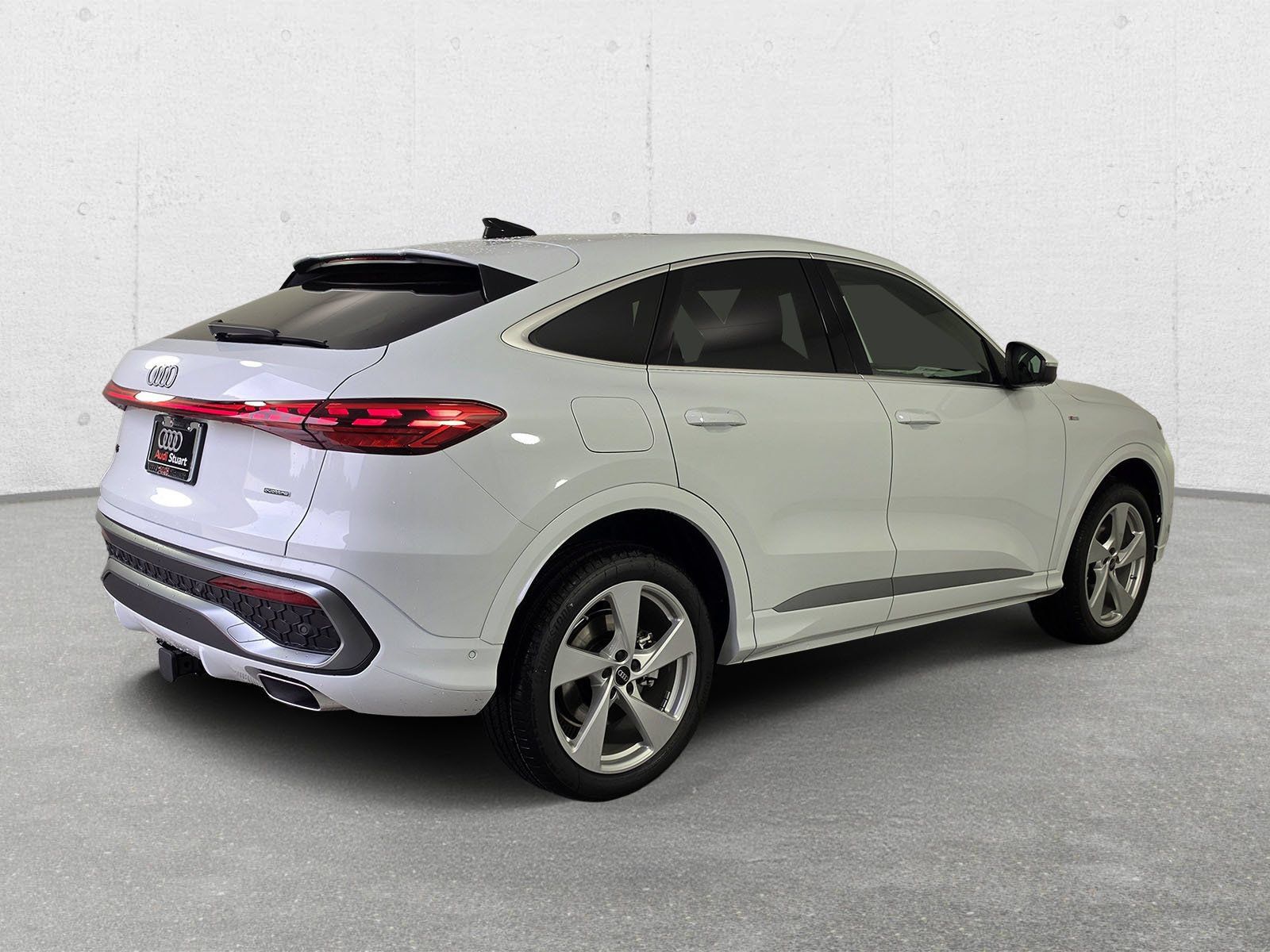 New 2026 Audi Q5 Premium Plus AWD/4WD image 6