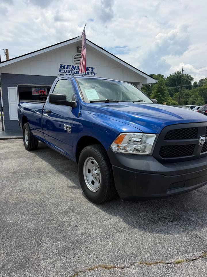 Used 2019 RAM 1500 Tradesman RWD image 2