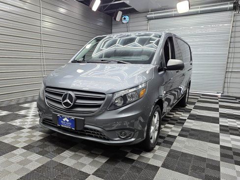 Used 2022 Mercedes-Benz Metris image 37