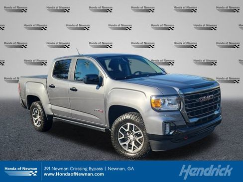 Used 2022 GMC Canyon AT4 image 1