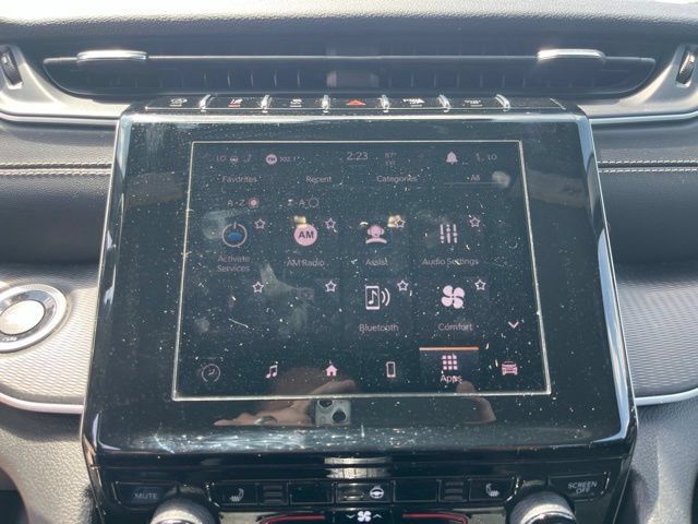 Used 2023 Jeep Grand Cherokee L Laredo RWD image 22