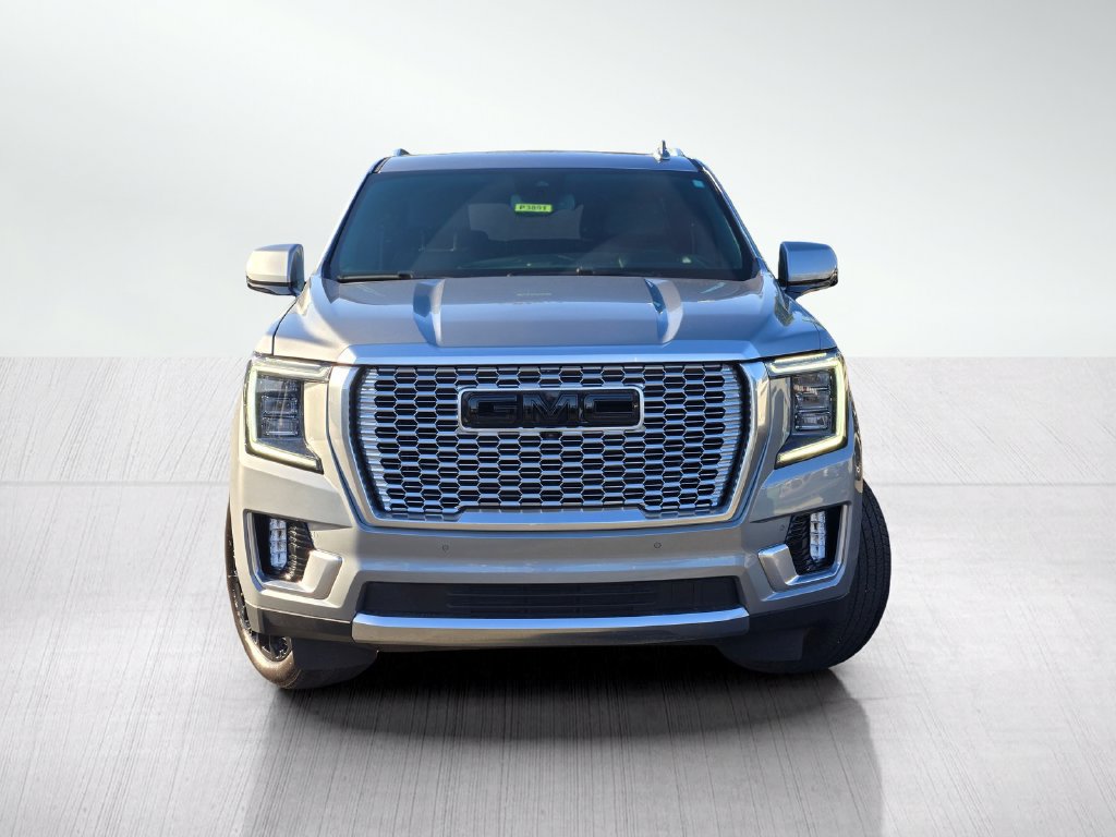 Used 2024 GMC Yukon Denali AWD/4WD image 2