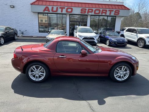 Used 2009 MAZDA MX-5 Miata Sport image 4