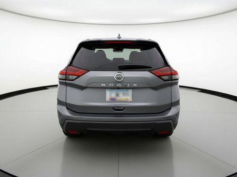 Used 2025 Nissan Rogue SV FWD image 7