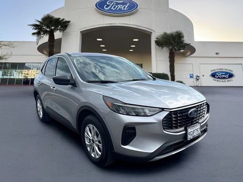 Certified 2023 Ford Escape Active AWD/4WD image 4