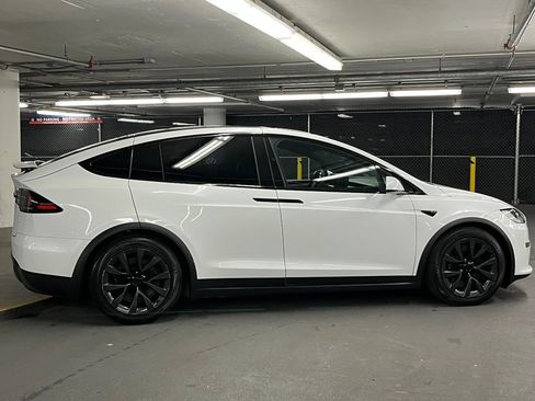 Used 2023 Tesla Model X AWD/4WD image 41