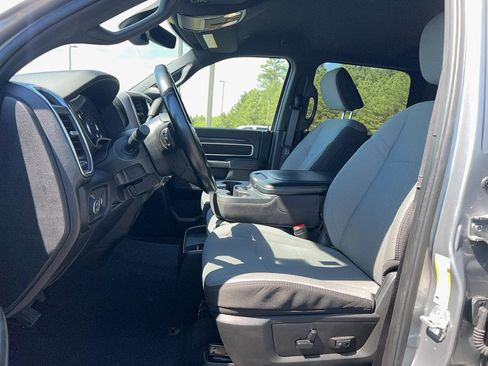 Used 2024 RAM 3500 Big Horn AWD/4WD image 12