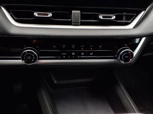 Used 2026 Chevrolet Equinox LT image 15