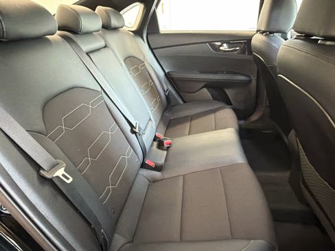 Used 2023 Kia Forte GT-Line w/ GT-Line Premium Package FWD image 30