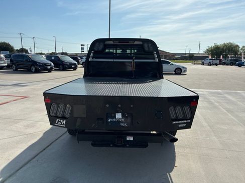 Used 2025 Chevrolet Silverado 2500 LT w/ Convenience Package AWD/4WD image 4