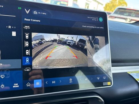 New 2025 VinFast VF 8 Plus image 29