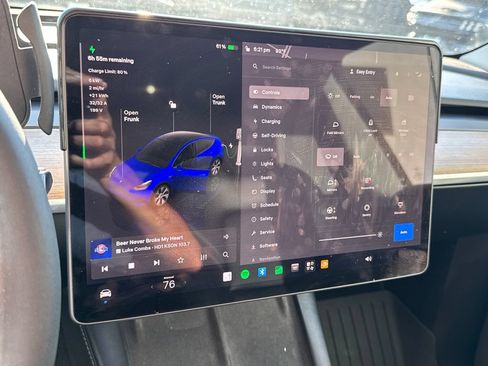 Used 2023 Tesla Model Y Long Range AWD/4WD image 21