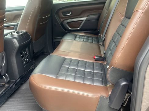 Used 2016 Nissan Titan Platinum Reserve AWD/4WD image 13