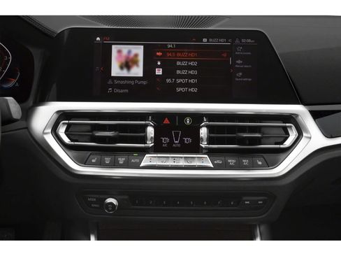 Used 2020 BMW 330i xDrive Sedan w/ Premium Package AWD/4WD image 7