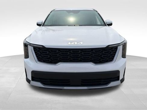 New 2026 Kia Sorento LX FWD image 2
