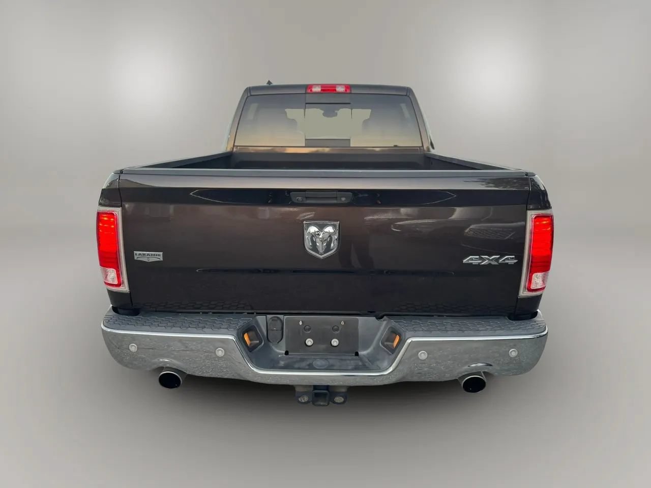 Used 2017 RAM 1500 Laramie w/ Convenience Group AWD/4WD image 10