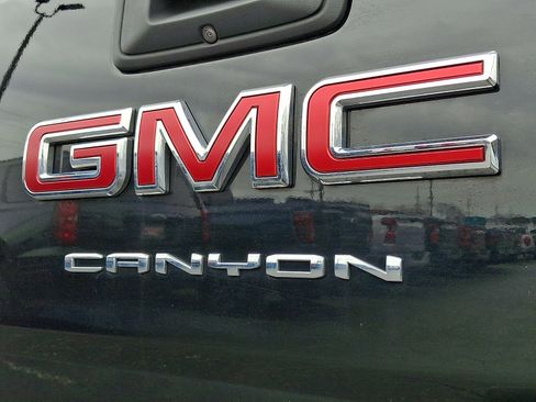 Used 2022 GMC Canyon Elevation w/ Elevation Premium Package image 29