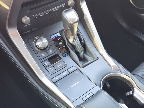 Used 2018 Lexus NX 300h AWD image 27