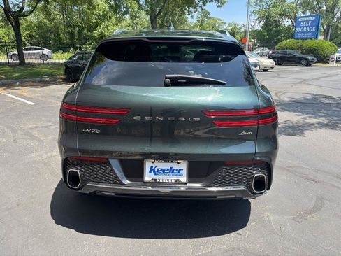 Used 2023 Genesis GV70 2.5T w/ Select Package AWD/4WD image 4