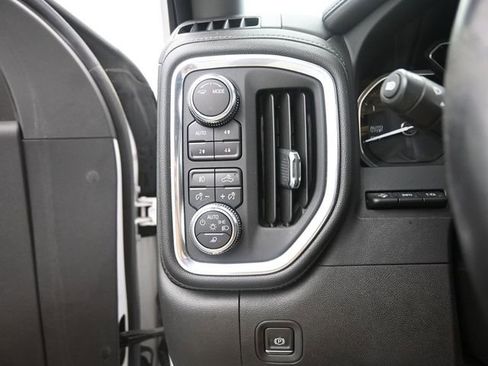 Used 2021 GMC Sierra 1500 Denali w/ Denali Ultimate Package image 33