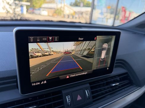 Used 2018 Audi SQ5 Prestige image 13