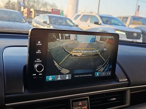 Used 2023 Honda Pilot Touring image 21