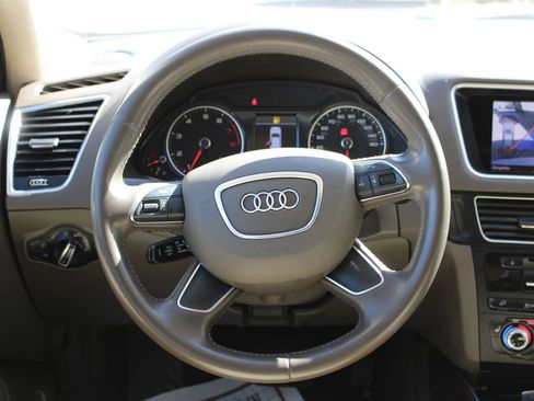 Used 2015 Audi Q5 2.0T Premium Plus w/ Technology Package AWD/4WD image 25