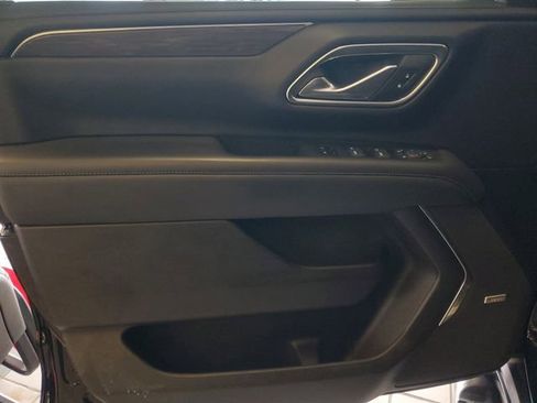 Used 2023 Chevrolet Tahoe Z71 w/ Off-Road Capability Package image 13