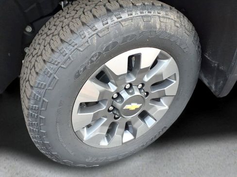 New 2026 Chevrolet Silverado 2500 Custom w/ Custom Value Package AWD/4WD image 9