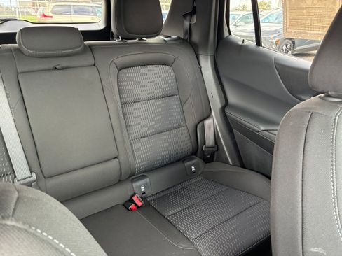 Used 2025 Chevrolet Equinox LT image 32