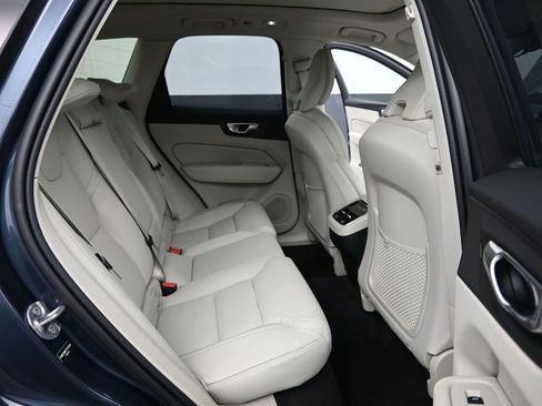 New 2026 Volvo XC60 B5 Ultra w/ Protection Package Premier image 17