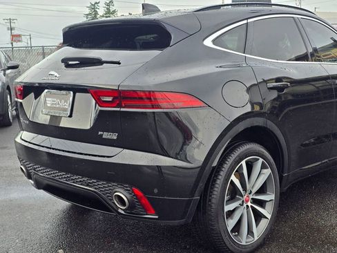Used 2018 Jaguar E-PACE R-Dynamic HSE image 8